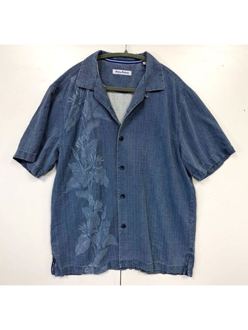Tommy Bahama Men’s Medium Blue 100% Silk Floral Embroidered Camp Shirt